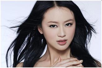 link alternative bet365 agen yang menemaninya memperkenalkannya sebagai penyanyi idola Korea